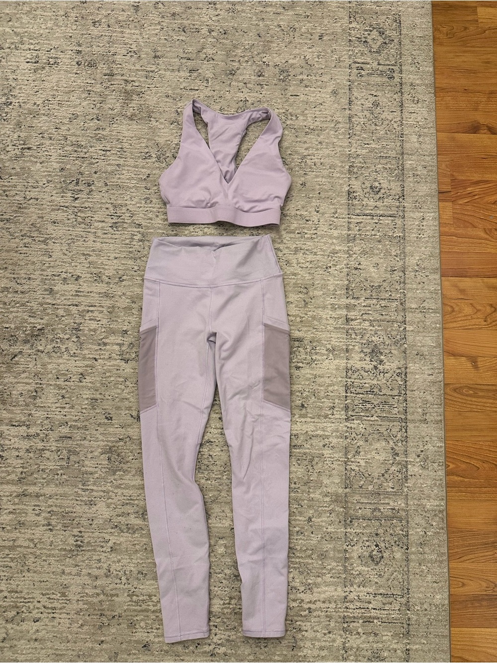 Fabletics Hazy Iris 2 piece set